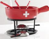 Schweizer Käsefonduepfanne mit Schweizer Kreuz - Käsefondue Caquellon