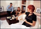 Weisse Partyteller mit Glashalterung von Villeroy & Boch